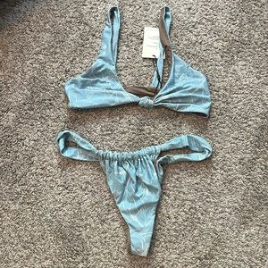 Acacia swimwear Mo’orea suit M top and bottom